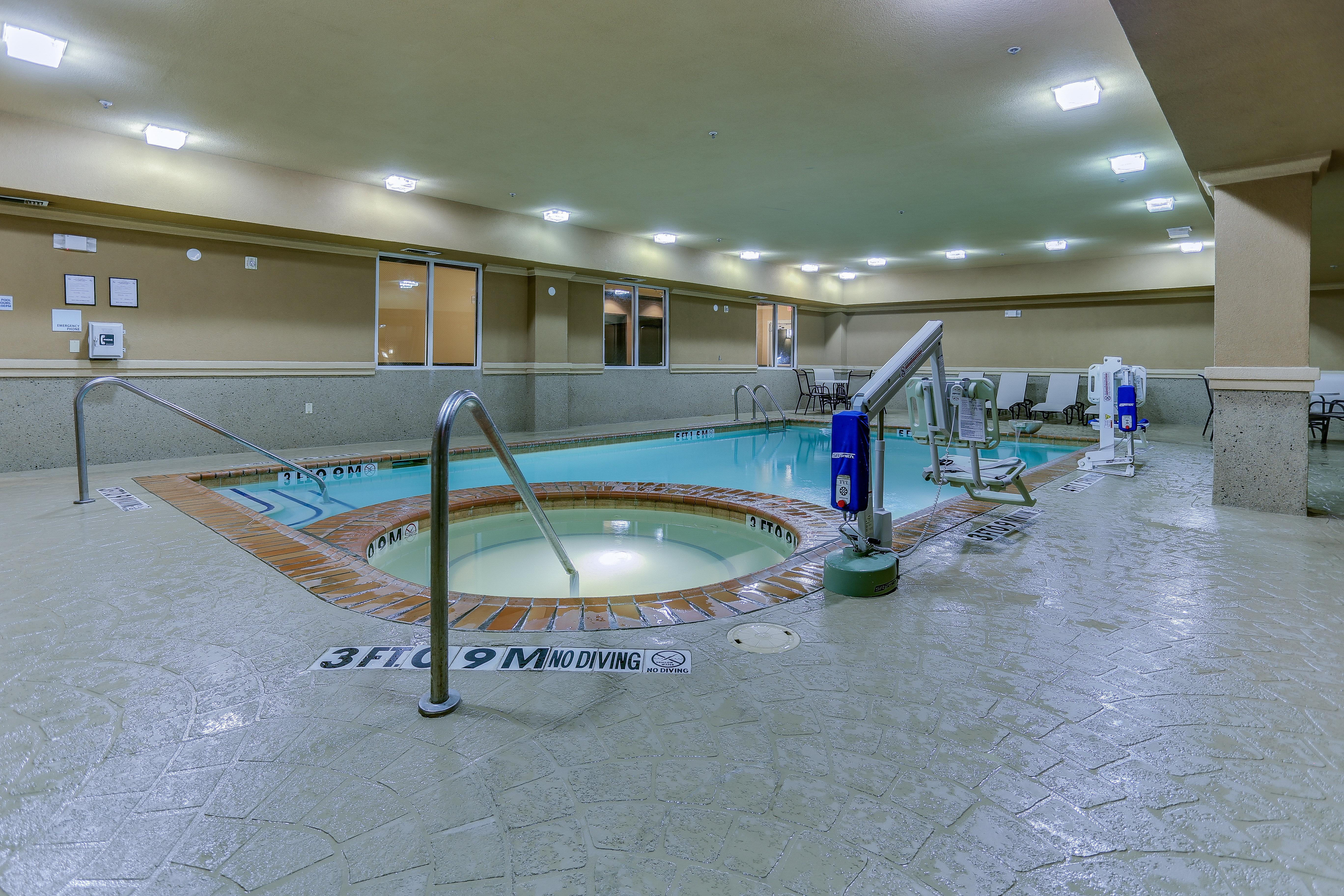 Hotel Express & By Ihg 2*