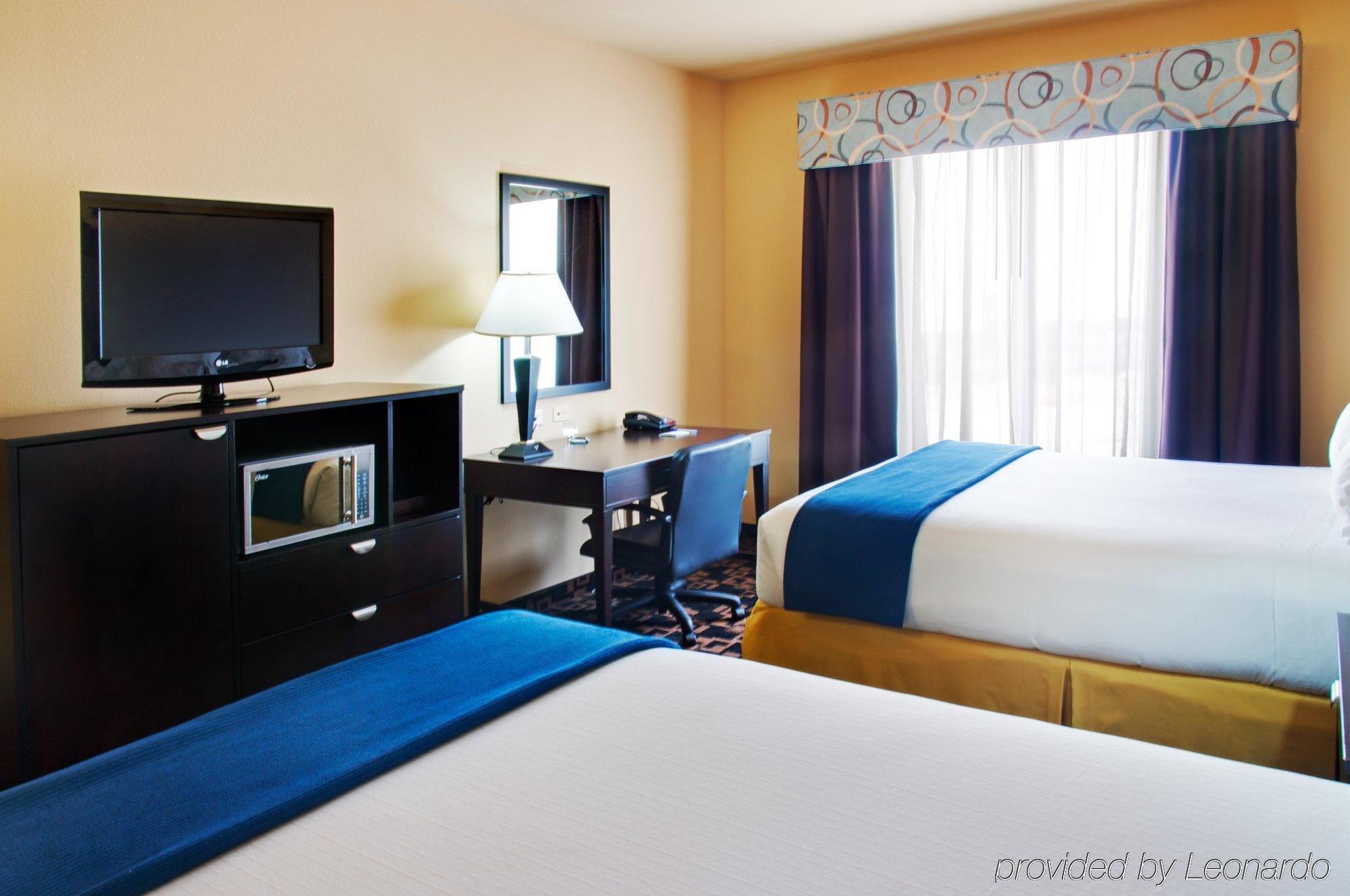 Express & By Ihg Hotel