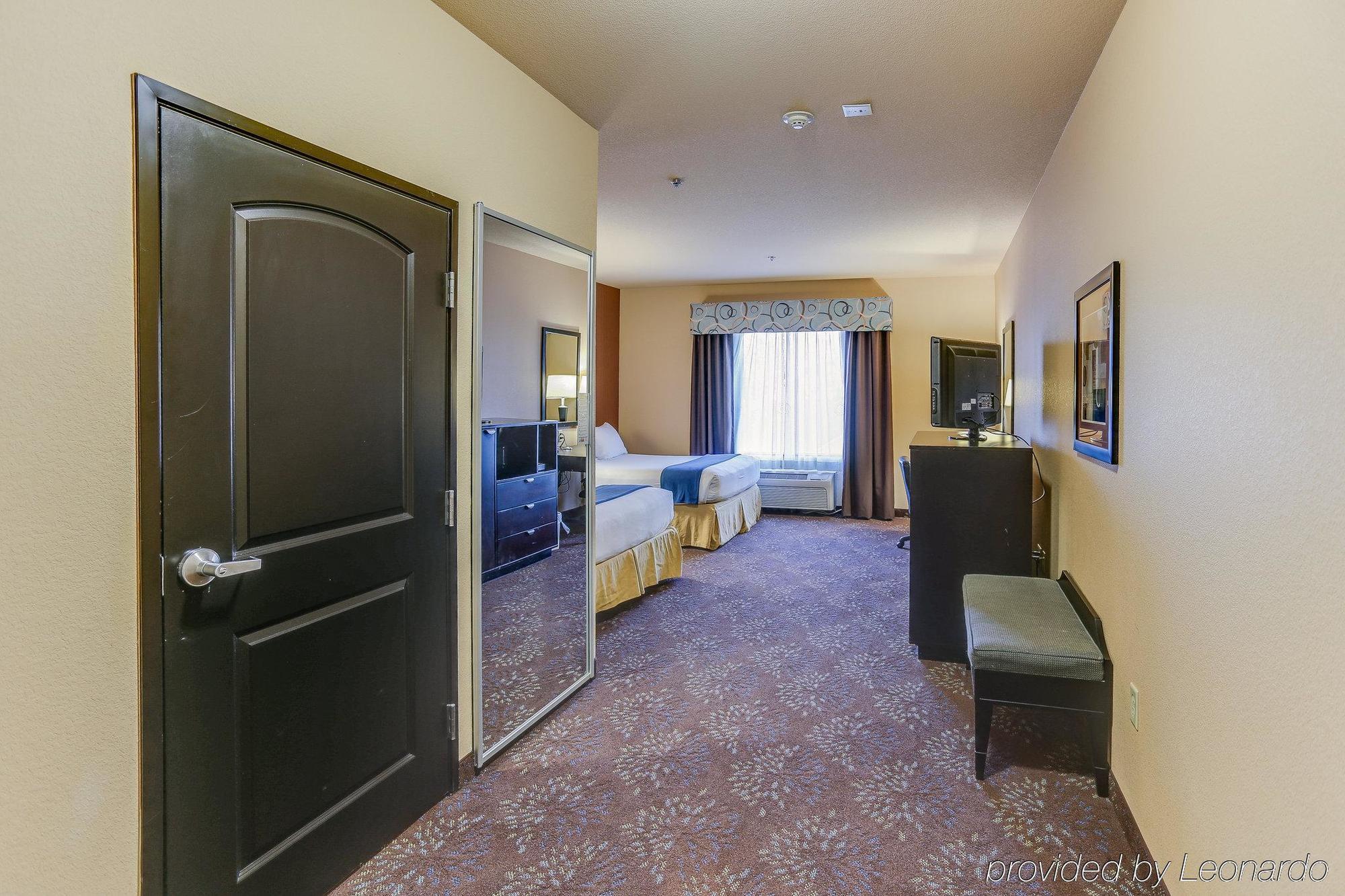 Express & By Ihg Huntsville